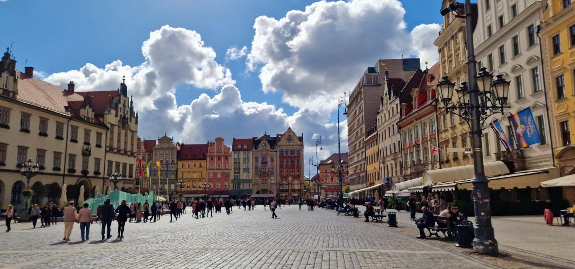 100 Steps From Rynek Apartment Wroclaw Ngoại thất bức ảnh